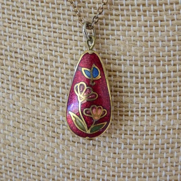 Vintage Floral Cloisonné Enamel Red Teardrop Pendant Necklace - Picture 4 of 7